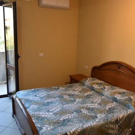 Il Melograno בית הארחה 4*